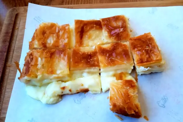Su Böreği